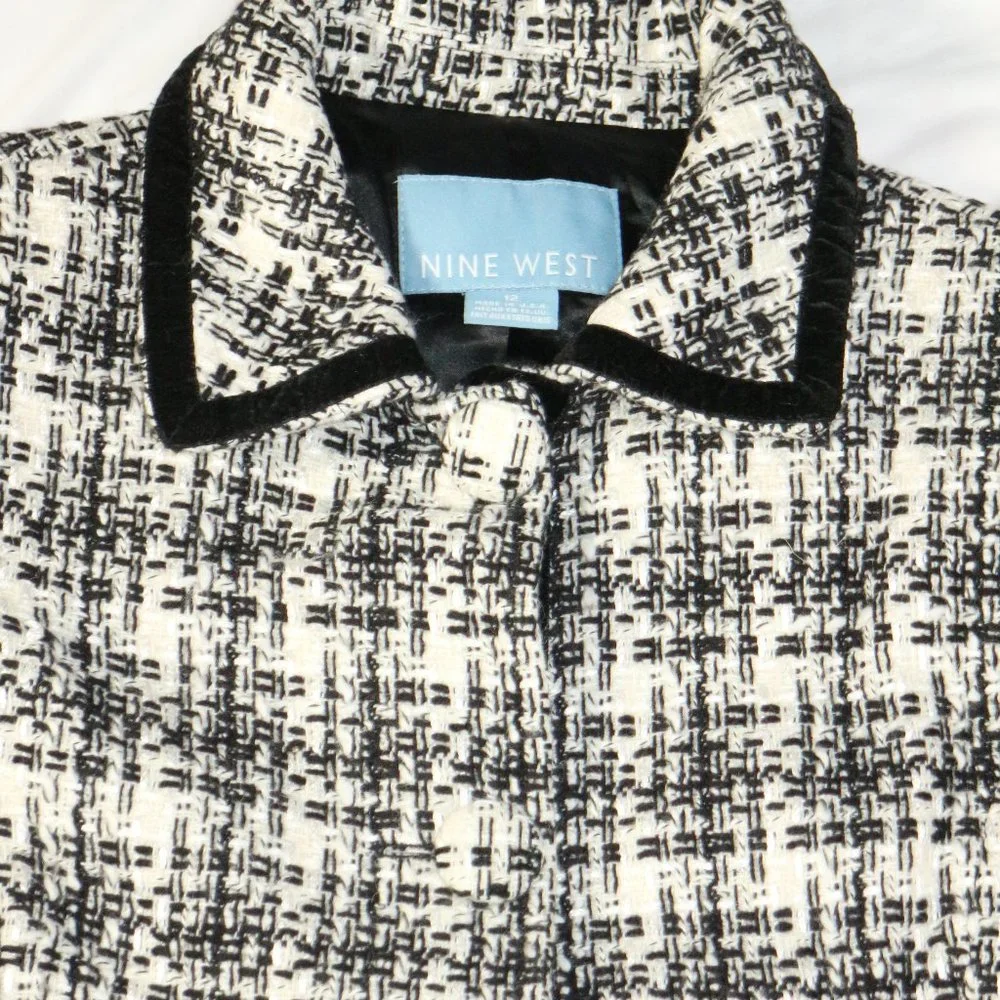 NINE WEST Black/White Patterned Long Coat Sz 12 US - Picture 4 of 16